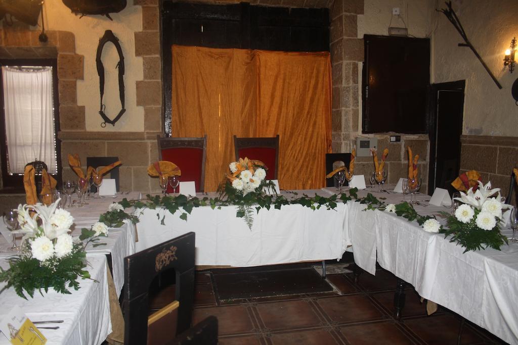 Hostal Restaurante La Diligencia Cunit Kültér fotó