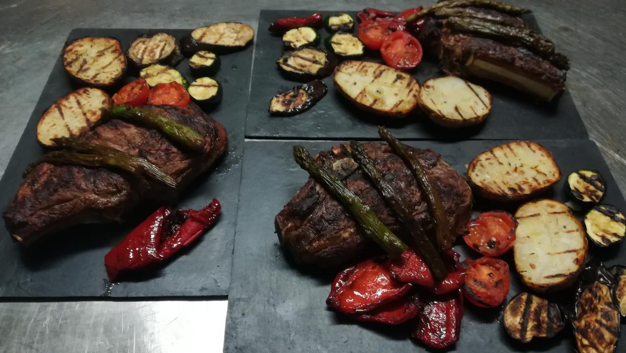 Hostal Restaurante La Diligencia Cunit Kültér fotó