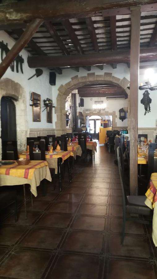 Hostal Restaurante La Diligencia Cunit Kültér fotó